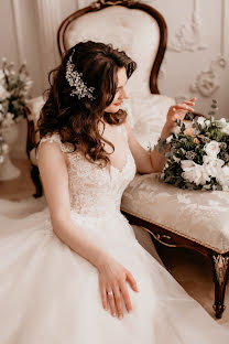 Fotografo di matrimoni Veronika Likhovid (veronikalikhovid). Foto del 5 marzo 2019