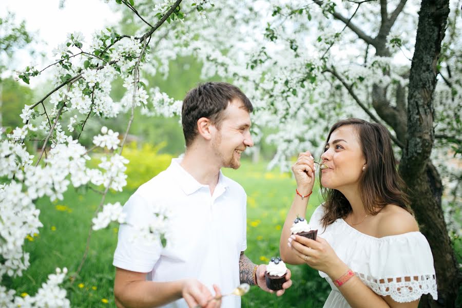 Wedding photographer Natasha Brusynina (brusynina). Photo of 2 June 2017