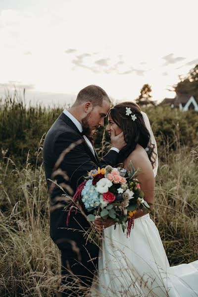 Wedding photographer Carley Jayne (carleyjaynephoto). Photo of 7 September 2019