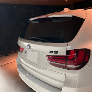 X5 xDrive 40e