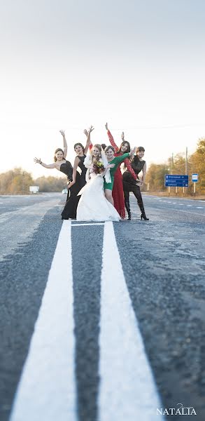 Fotógrafo de casamento Natalya Tiunova (natalitiunova75). Foto de 3 de março 2014