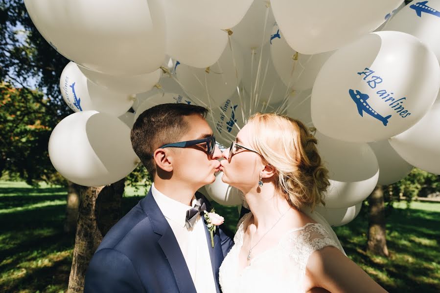 Fotógrafo de bodas Lena Vanichkina (inoursky). Foto del 19 de octubre 2016