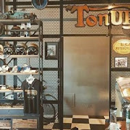 Ton Up Cafe 英倫復古餐廳