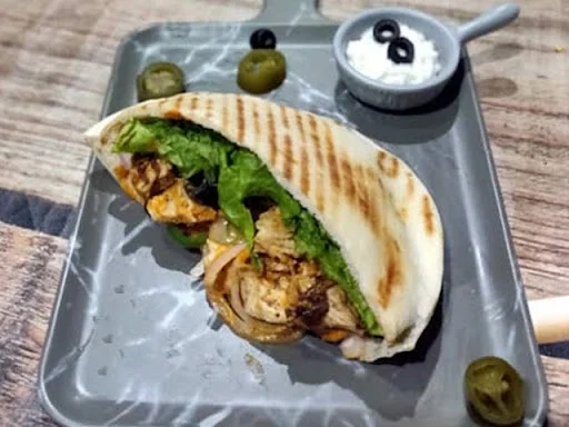 Chipotle Chicken Pita Pocket