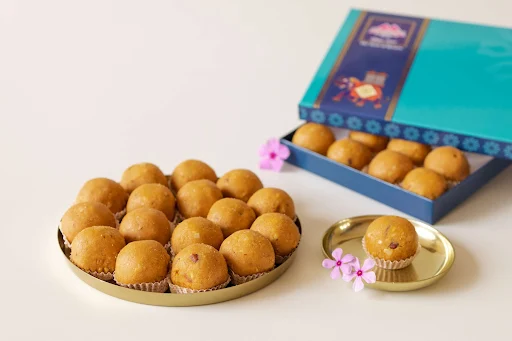 Besan Laddu