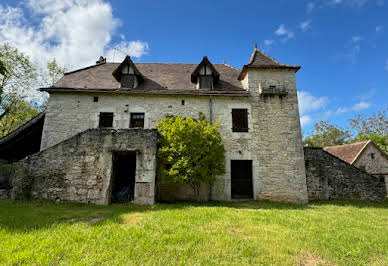 House with pool and garden 5