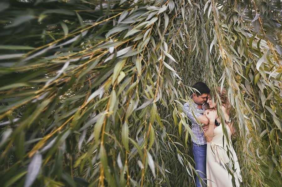 Wedding photographer Artem Grebenev (grebenev). Photo of 14 September 2018