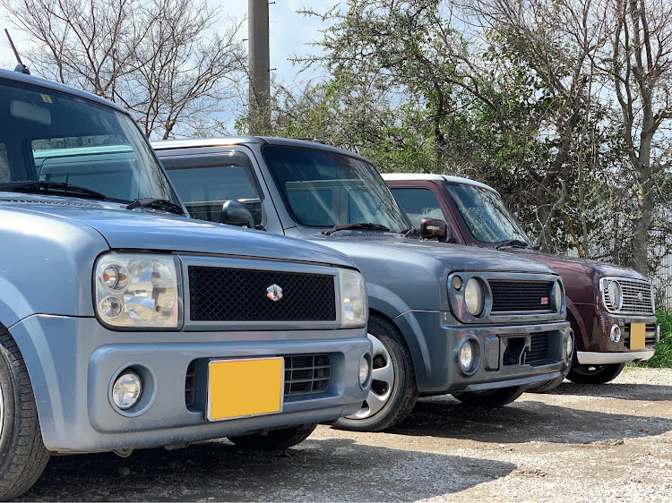 アルトラパン SSの我が家のラパン達・3台並ぶと良いね・SSさわっていきます・ラパンプチオフ会に関するカスタム事例の投稿画像1枚目