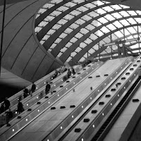 Metro Station Canary Wharf di 