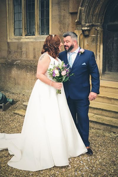 Wedding photographer Daisy Dots (daisydotsphoto). Photo of 29 May 2019