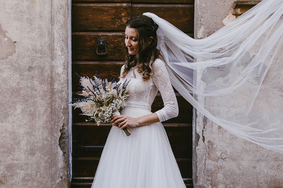 Fotografo di matrimoni Alessio Nozzoli (alessionozzoli). Foto del 17 marzo 2022