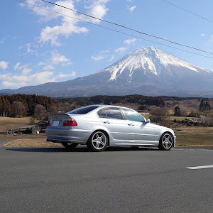 B3セダン