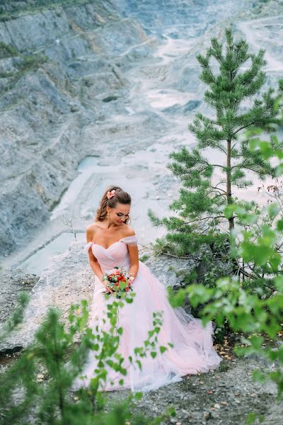 Wedding photographer Yana Frolova (yanafrolov1). Photo of 15 August 2016