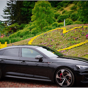 RS5 スポーツバック B9