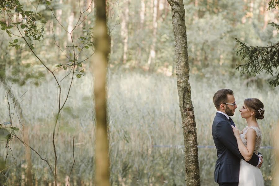 Fotografo di matrimoni Magdalena Hałas (magdalenahalas). Foto del 11 ottobre 2018