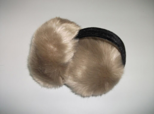 Title 6, Plush Earmuffs Autumn And Winter Warm, soft and...