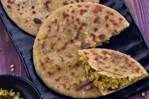 2 Gobi Paneer Paratha