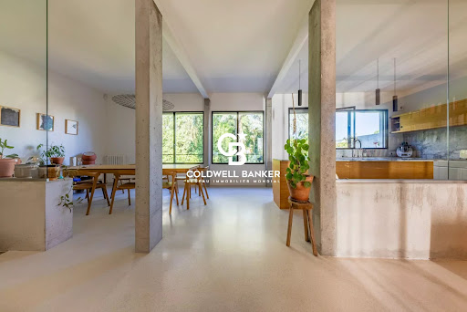House 3
