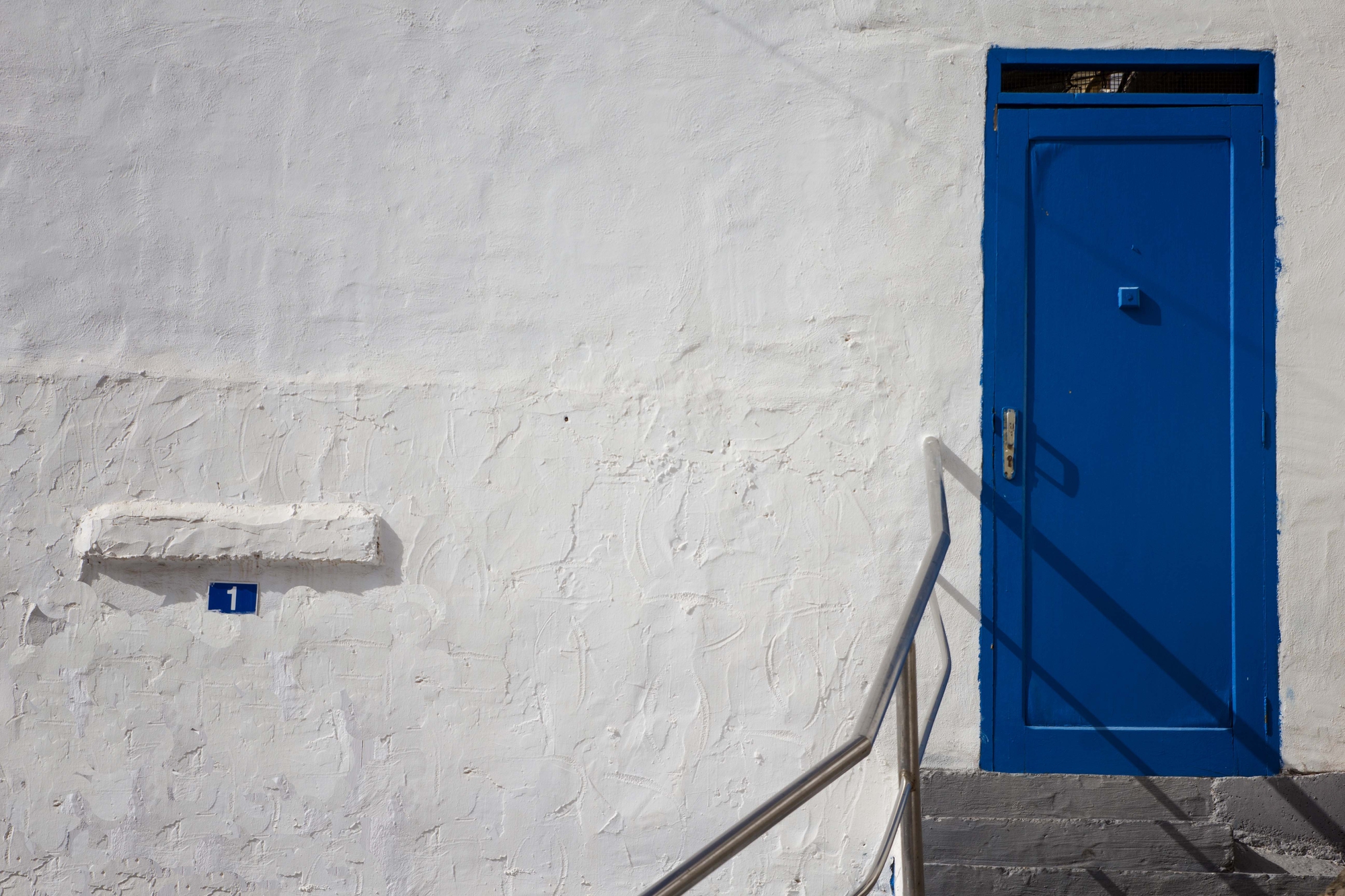 la porta blu di antonioromei