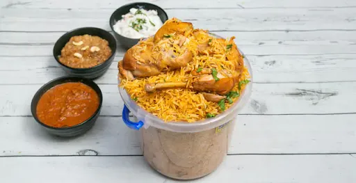 Chicken Biriyani [4-5 Persons]