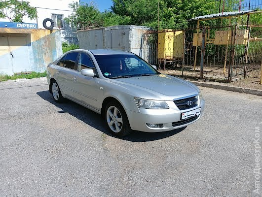 продам авто Hyundai Sonata Sonata V фото 4