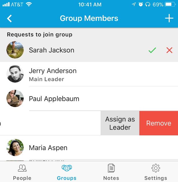 http://screenshotlibrary.s3.amazonaws.com/lead_app_groups_remove_member_assign_leader.png