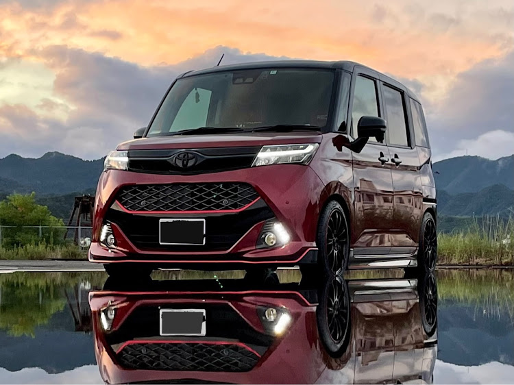 タンクカスタムのリフレクション撮影・久しぶりの・夕日とコラボ・夕日と愛車に関するカスタム事例の投稿画像9枚目