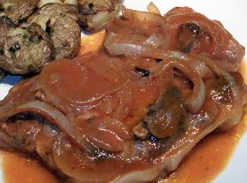 Pork Chops with Wine Sauce