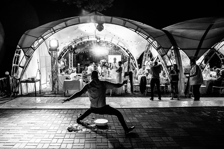 Fotógrafo de casamento Sergey Ulanov (sergeyulanov). Foto de 18 de julho 2016