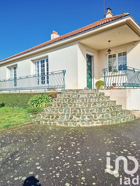 Vente maison 6 pièces 99 m² à Chauché (85140), 198 000 €