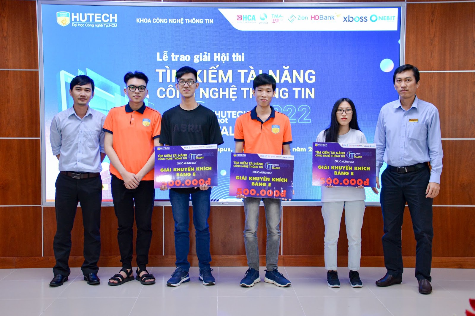 CHUNG KẾT CUỘC THI TÌM KIẾM TÀI NĂNG CNTT 2022 - HUTECH IT GOT TALENT 2022 142