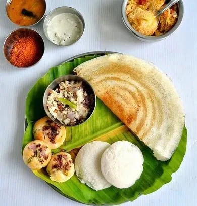 2 Idli+2 Vada+Masala Dosa+Sambhar+Chutneys+Gunpowder+Masala Chaas