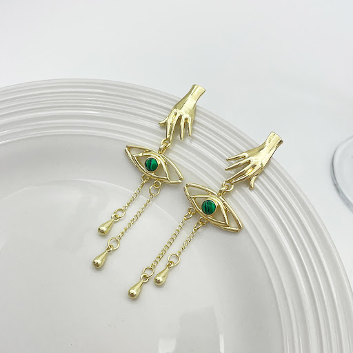 Title 5, Retro Exaggerated Finger Turquoise Eyes Tassel ...