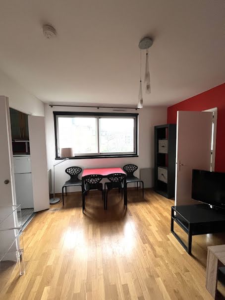 Location meublée appartement 2 pièces 36 m² à Vincennes (94300), 1 390 €