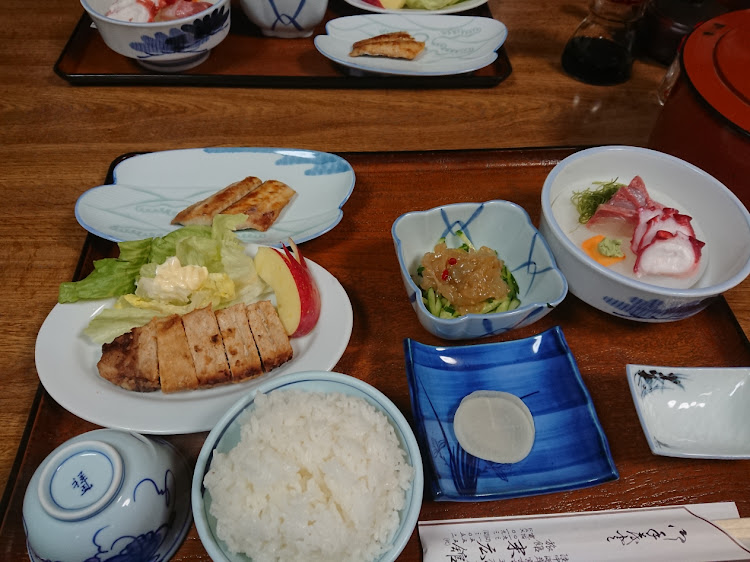 ハイエースワゴンの今日の晩御飯・宮古市出張・岩手山・安比スキー場に関するカスタム事例の投稿画像5枚目
