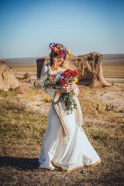 Fotografo di matrimoni Yuliya Yakovenko (prydnikowa). Foto del 7 aprile 2016