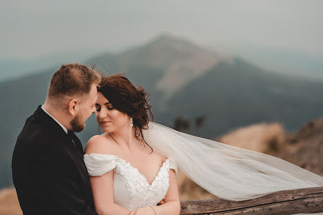 Fotógrafo de bodas Emilia Juchniewicz (kreatywni). Foto del 17 de marzo 2020