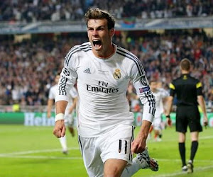 VIDEO: fans schoppen naar auto Bale