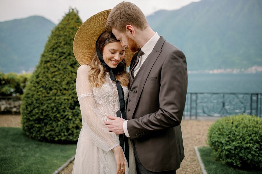 Fotógrafo de bodas Mila Flad (vividsymphony). Foto del 4 de junio 2019