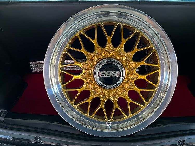 アルトのBBS RG・ホイールリフレッシュ・キャンディゴールド・パウダー塗装に関するカスタム事例の投稿画像2枚目