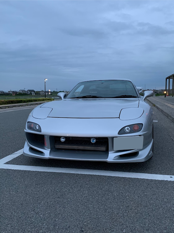 RX-7の室内から・ステアリング・過去の写真を利用してに関するカスタム事例の投稿画像2枚目