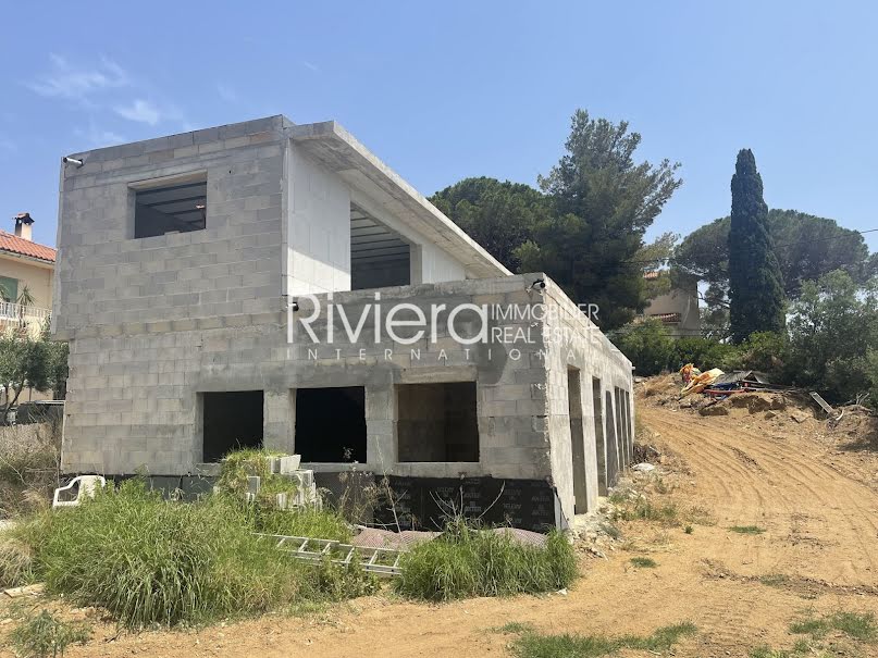 Vente villa 6 pièces 180 m² à Rayol-Canadel-sur-Mer (83820), 945 000 €