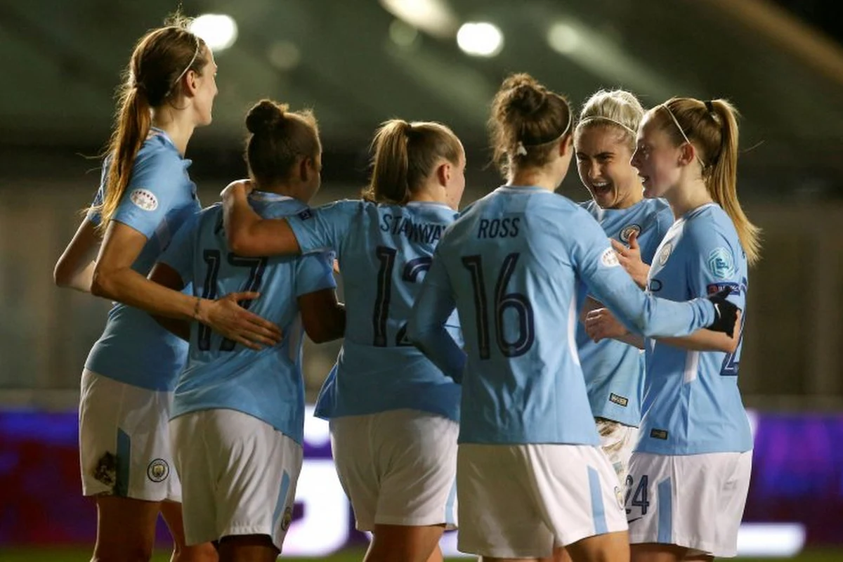 "A l'image de Manchester City, les clubs doivent comprendre qu'il faut investir dans le foot féminin"