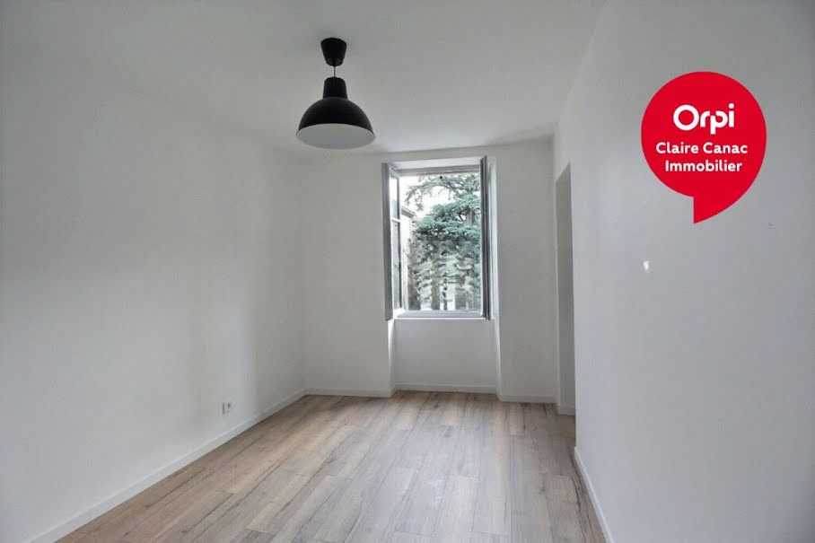 Location  appartement 2 pièces 35 m² à Mazamet (81200), 400 €