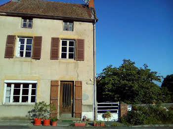 maison à La Clayette (71)