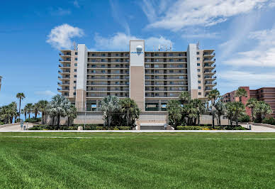 Apartment with pool 7