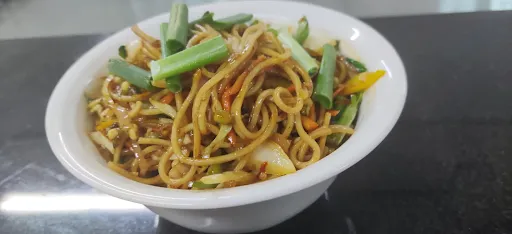 Veg Wok Tossed Noodles