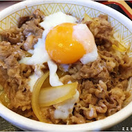 すき家SUKIYA日本平價牛丼(國父紀念館店)