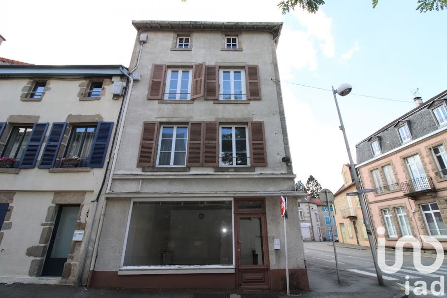 Vente maison 9 pièces 200 m² à Bourganeuf (23400), 35 000 €