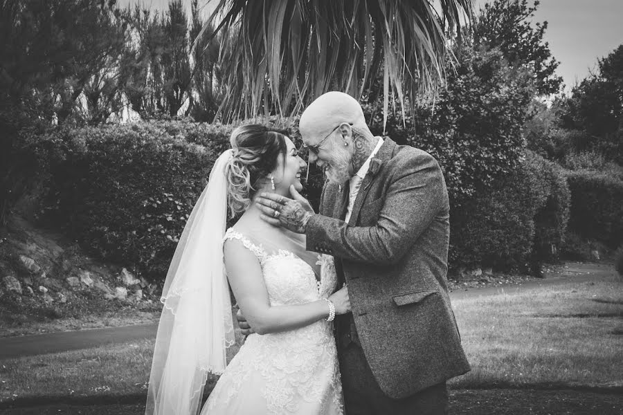 Wedding photographer Caron Birlow (birlowphoto). Photo of 1 July 2019